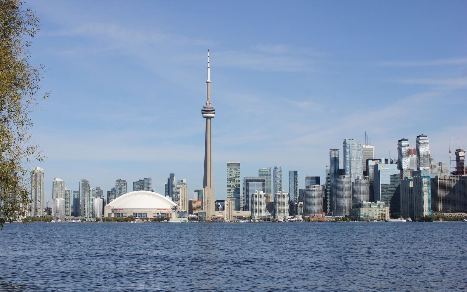 Toronto, Ontario: custom hockey jerseys delivered to local teams