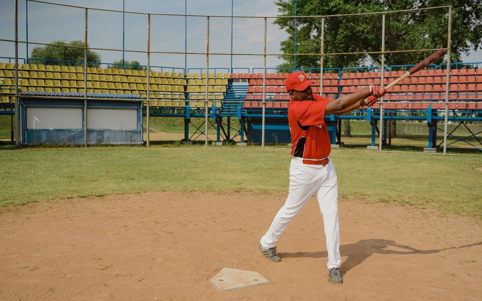 Chandails de baseball personnalisés par Top Notch Sports, uniformes d'équipe personnalisés au Canada, de la maquette à la livraison Chandails de baseball personnalisés par Top Notch Sports, uniformes d'équipe personnalisés au Canada, de la maquette à la livraison
