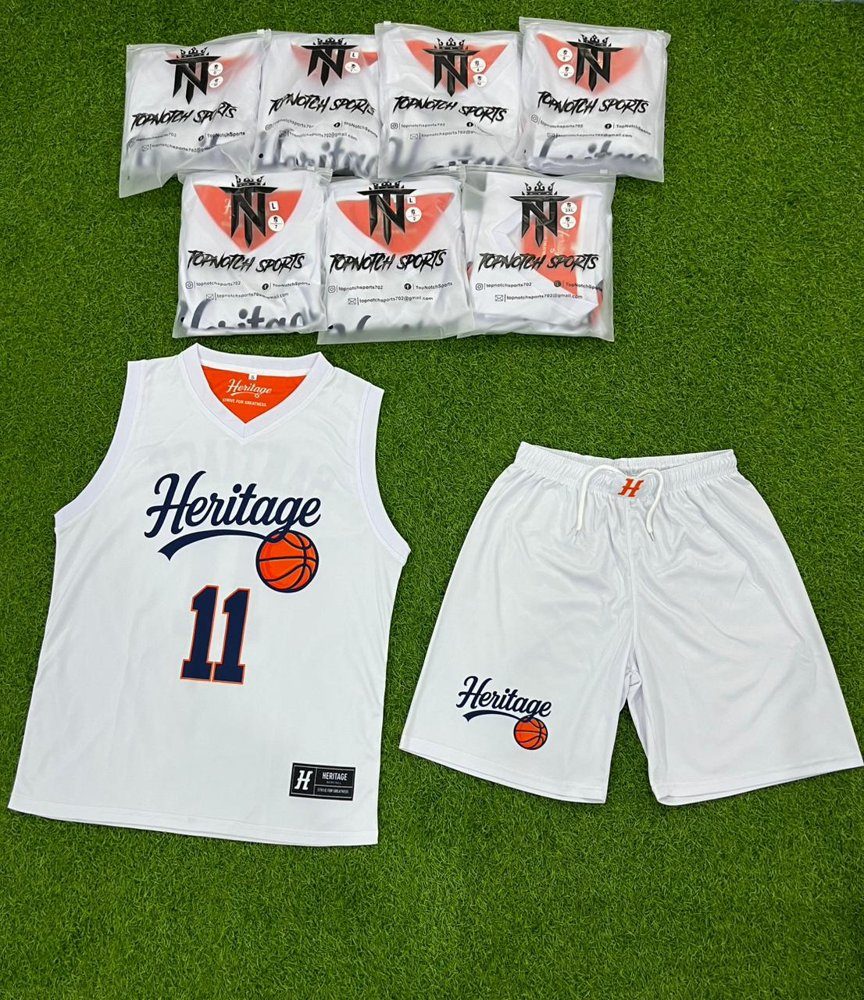 Heritage, une commande d'uniforme personnalisé Top Notch Heritage, une commande d'uniforme personnalisé Top Notch