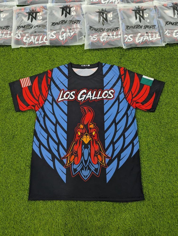 Los Gallos, une commande d'uniforme personnalisé Top Notch Los Gallos, une commande d'uniforme personnalisé Top Notch