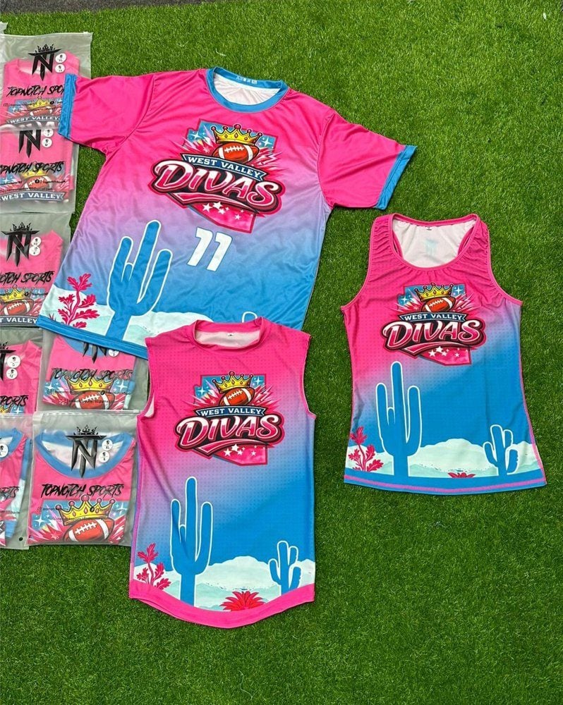 West Valley Divas, une commande d'uniforme personnalisé Top Notch